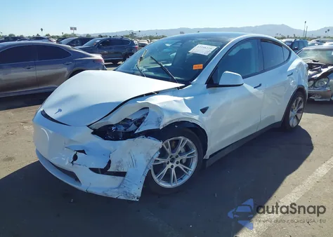 2023 Tesla Model Y Awd/Long Range Dual Motor All-Wheel Drive from USA, damaged, VIN 7SAYGDEE1PF814375